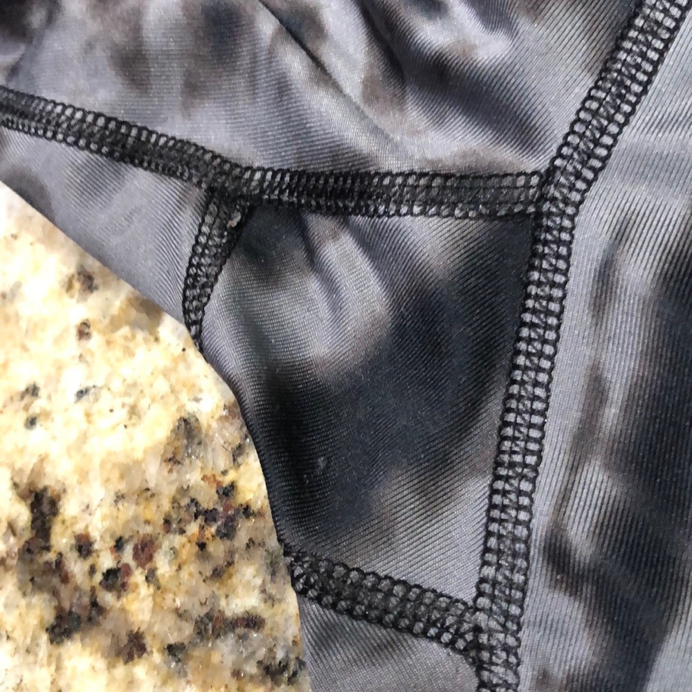 Under Armour Cropped legging - Picture 2 of 8